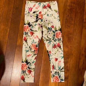 Lorna Jane floral Ankle Biter legging